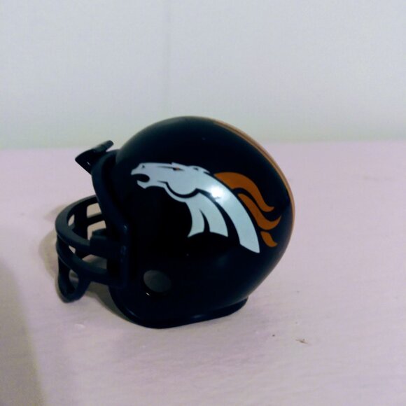NFL Reidell Mini Pocket Helmet Denver Broncos - Picture 1 of 8